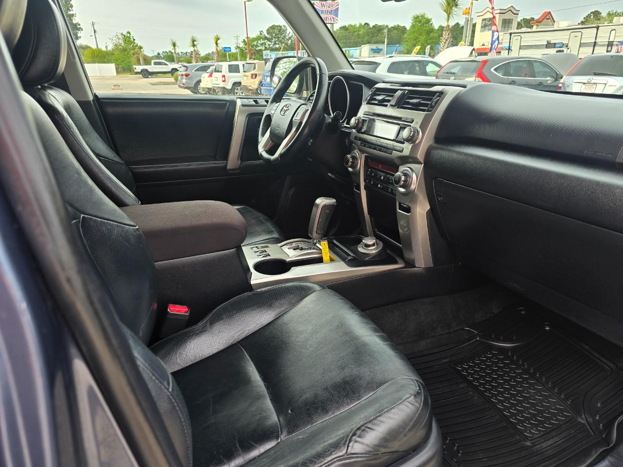 Toyota 4Runner 4WD 4dr V6 Trail (Natl) 2010