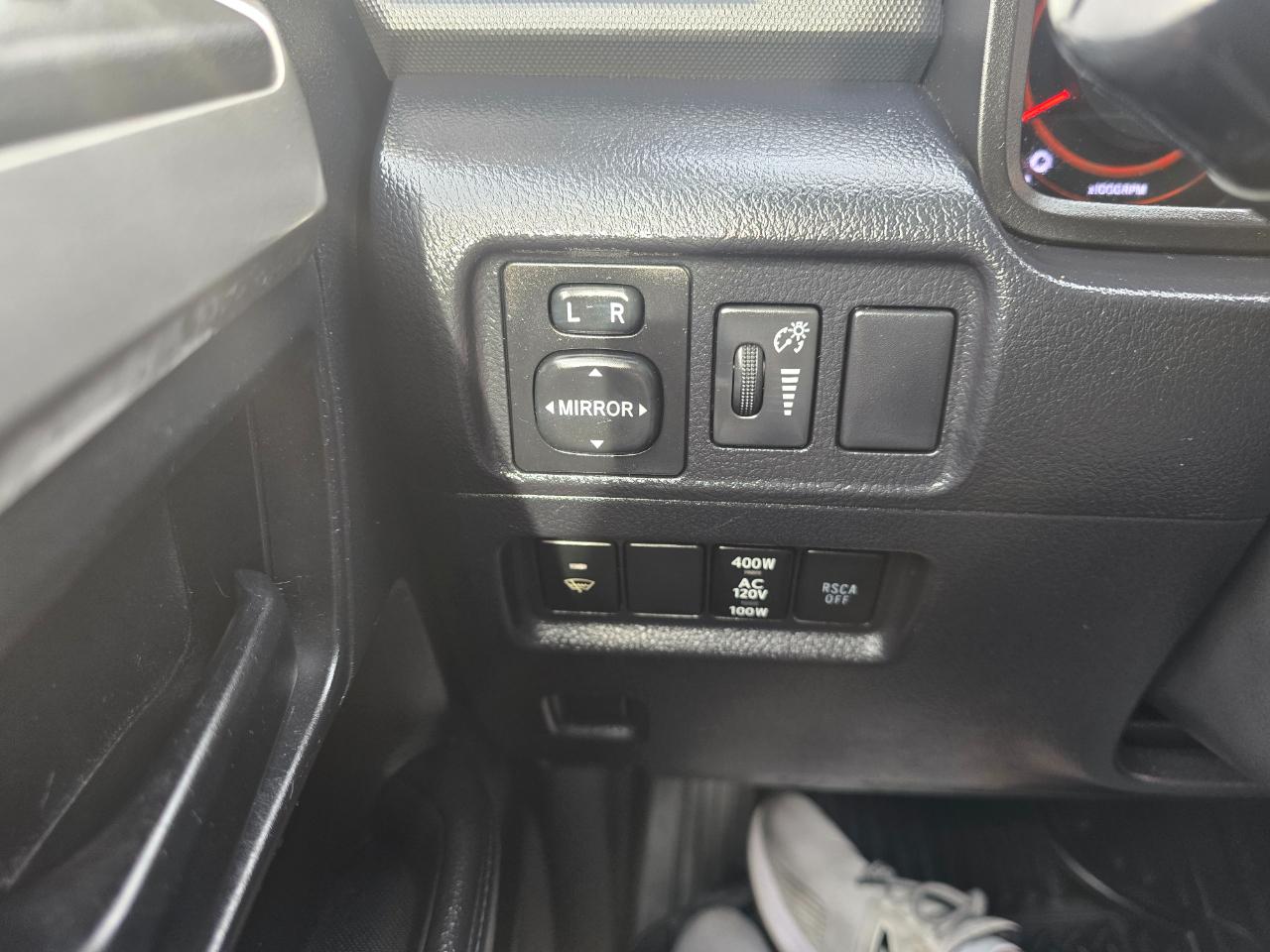 Toyota 4Runner 4WD 4dr V6 Trail (Natl) 2010