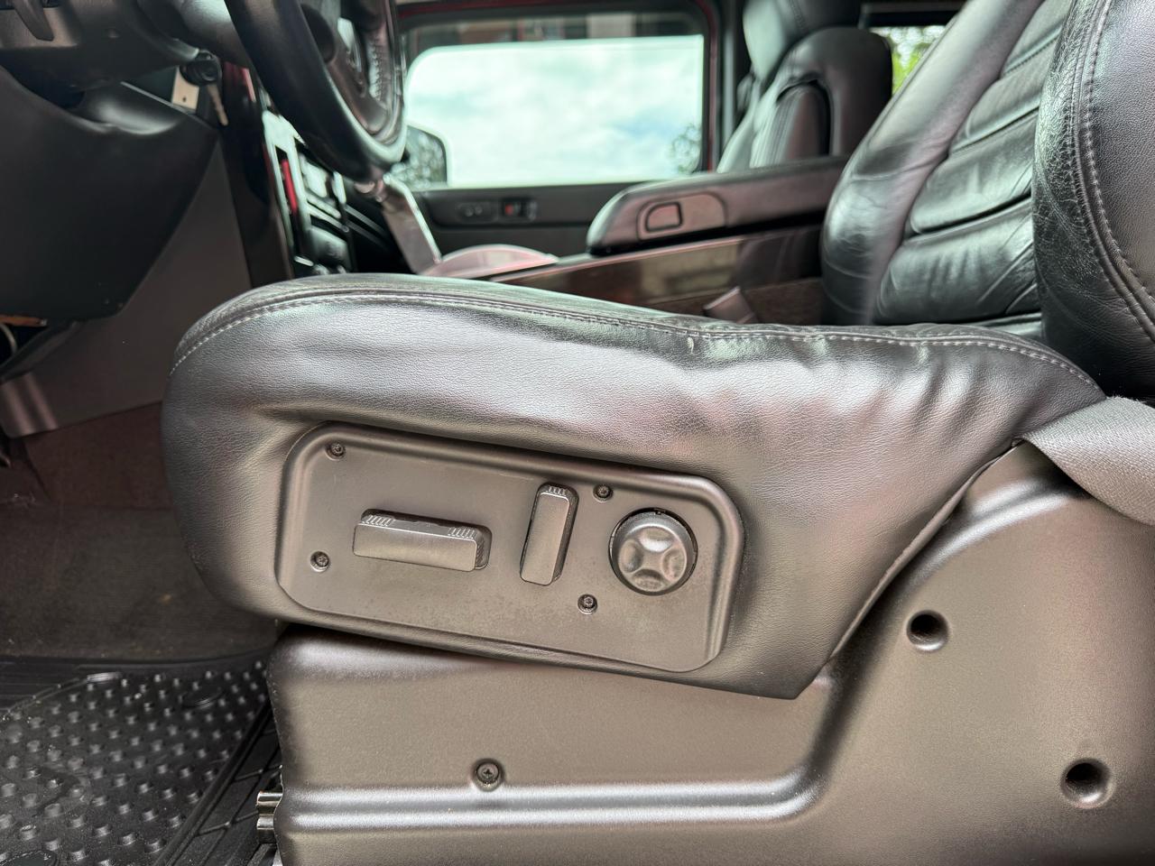 HUMMER H2 4WD 4dr SUV 2007