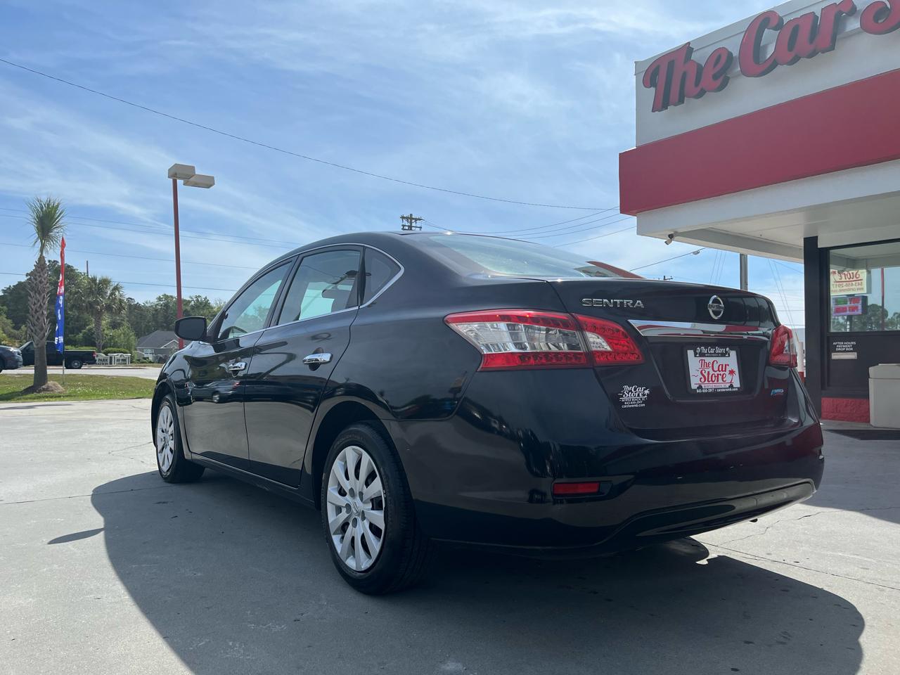 Nissan Sentra 4dr Sdn I4 CVT S 2014