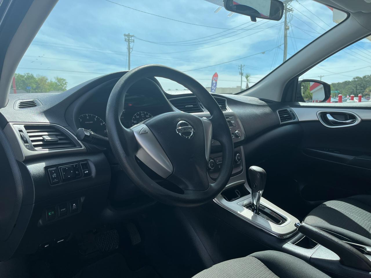 Nissan Sentra 4dr Sdn I4 CVT S 2014