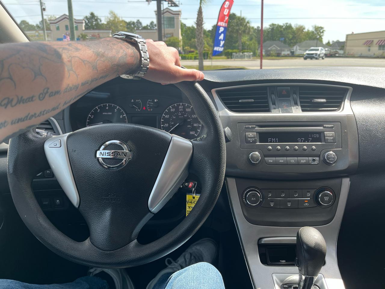 Nissan Sentra 4dr Sdn I4 CVT S 2014