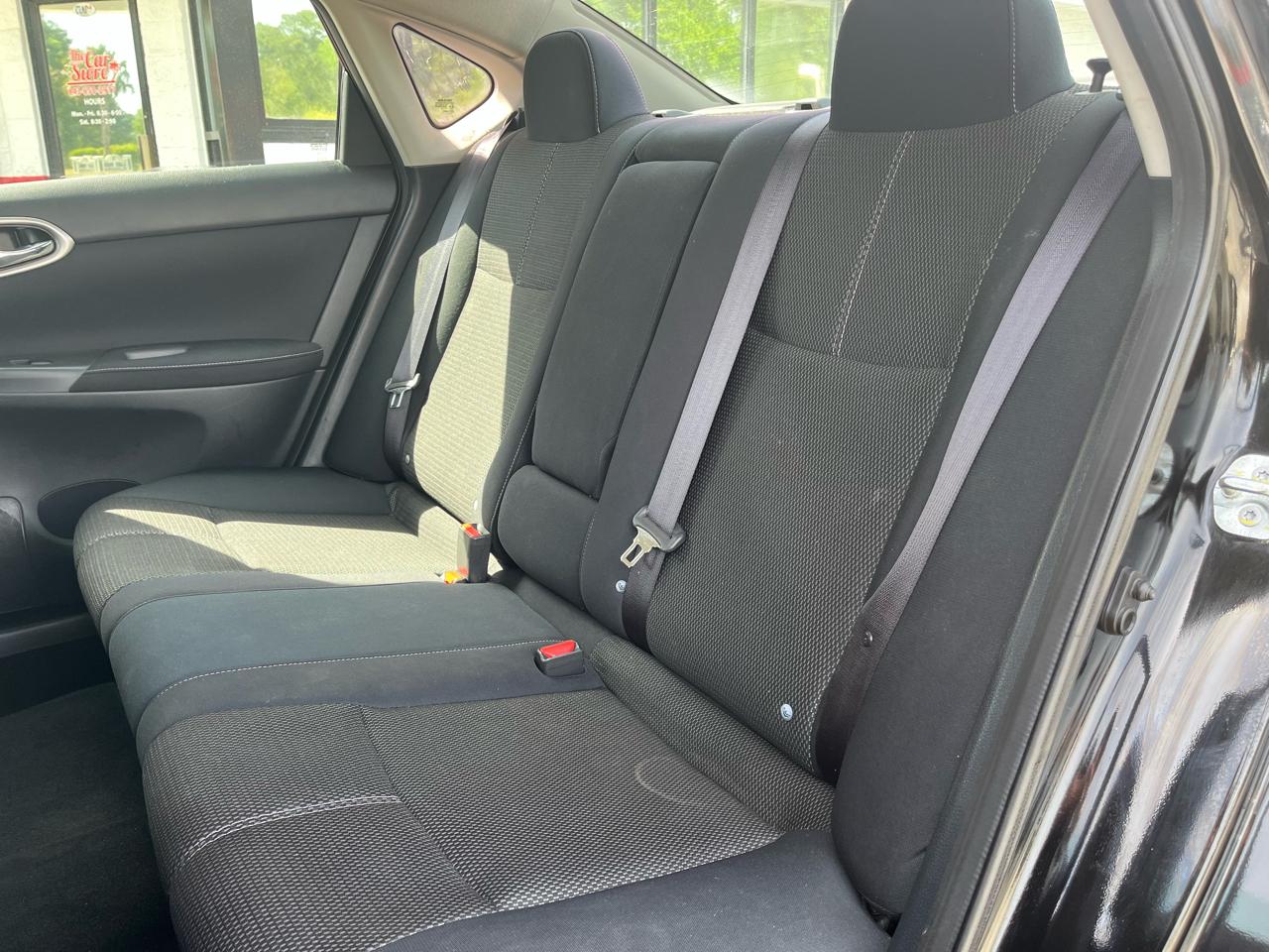 Nissan Sentra 4dr Sdn I4 CVT S 2014