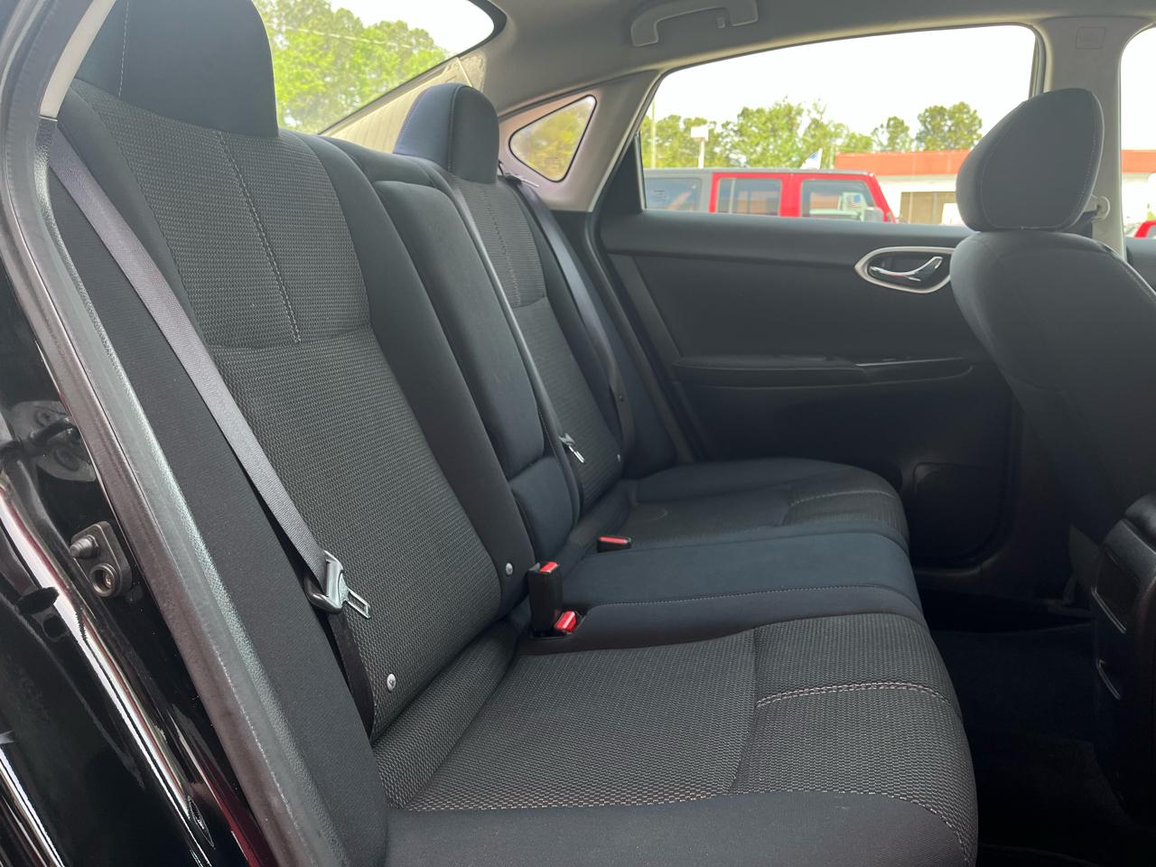 Nissan Sentra 4dr Sdn I4 CVT S 2014