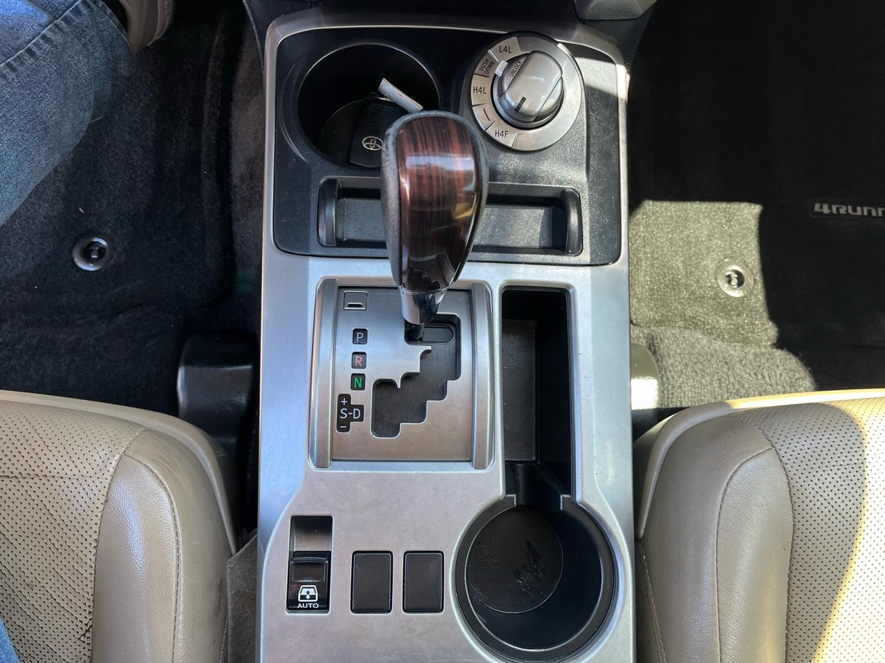 Toyota 4Runner 4WD 4dr V6 Limited (Natl) 2015