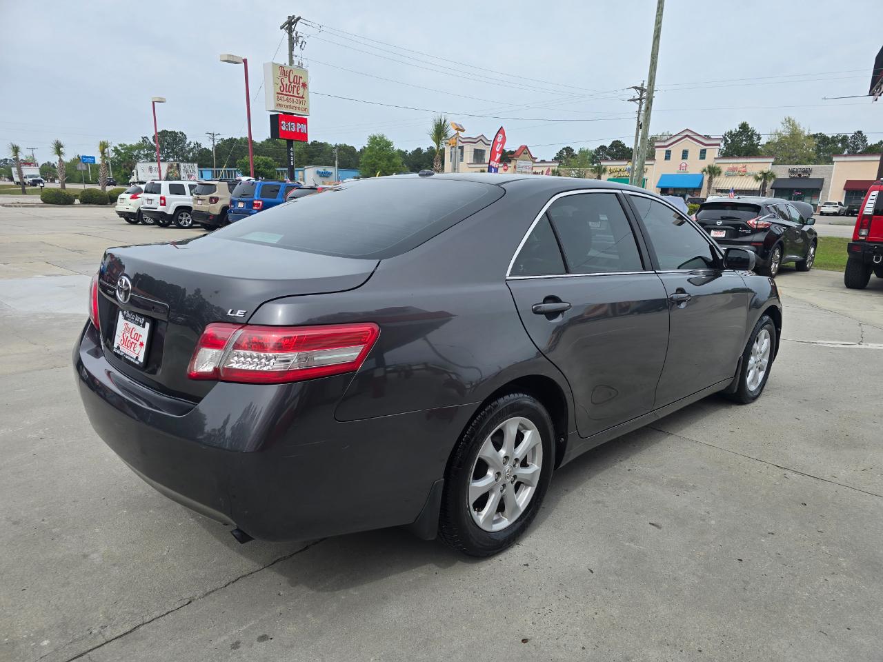 Toyota Camry 4dr Sedan Auto 2010