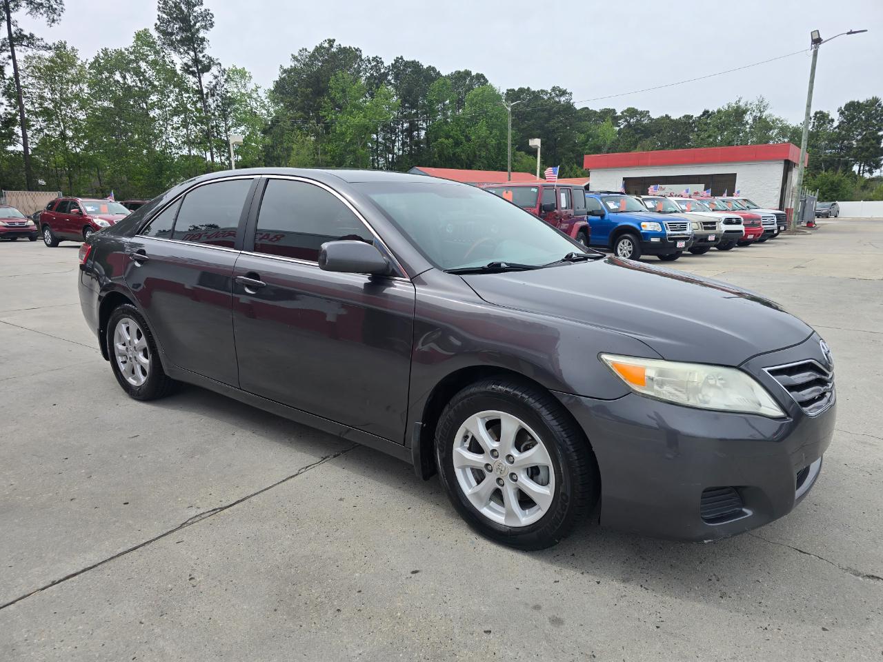 Toyota Camry 4dr Sedan Auto 2010