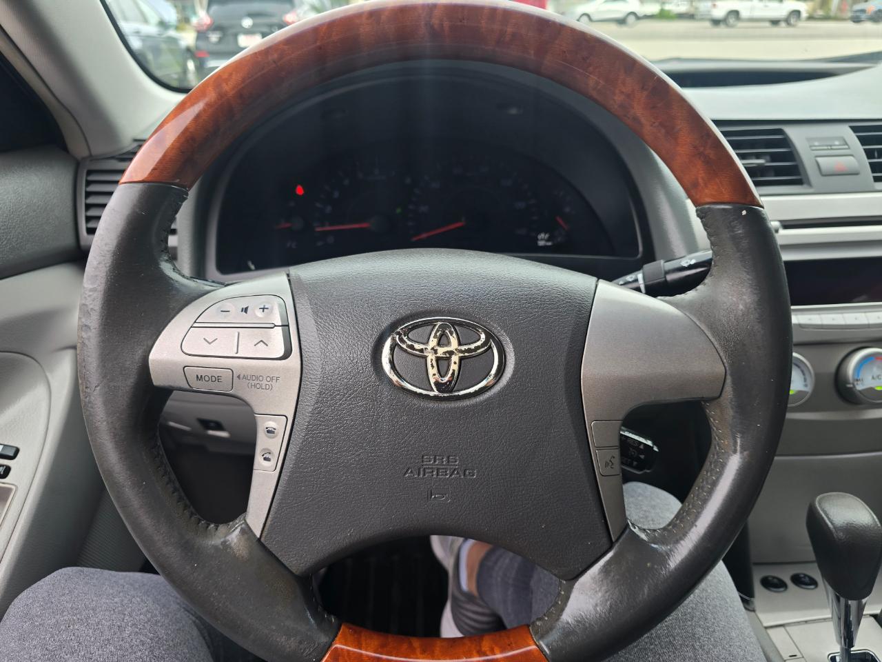 Toyota Camry 4dr Sedan Auto 2010