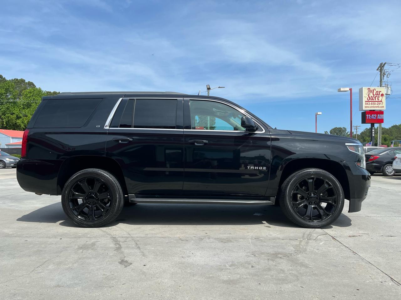 Chevrolet Tahoe 4WD 4dr LT 2017