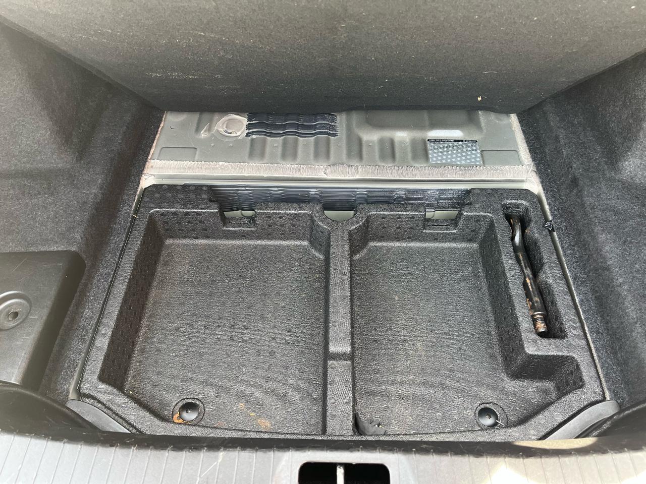 Cadillac ATS 4dr Sdn 2.0L Luxury RWD 2014