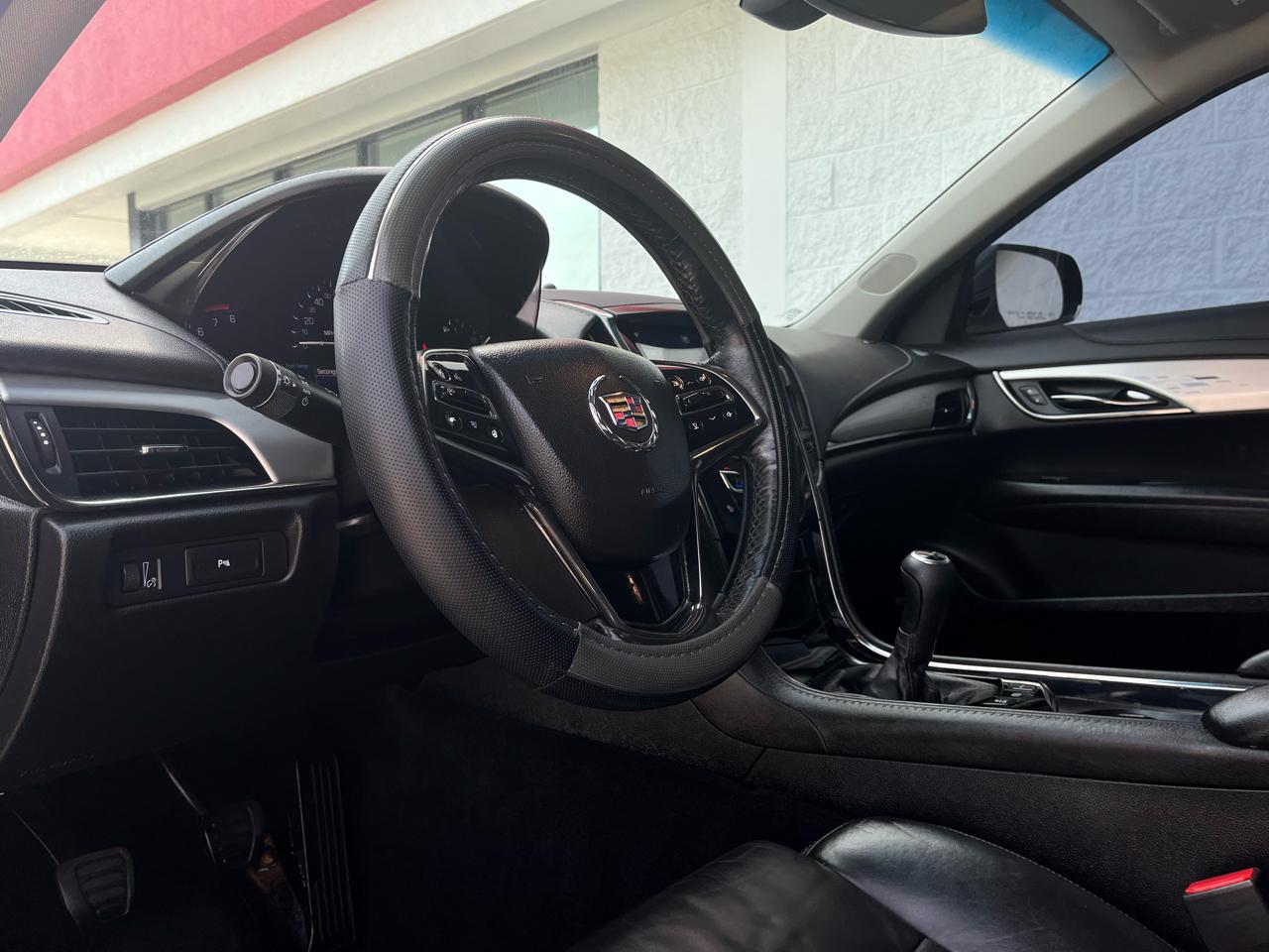 Cadillac ATS 4dr Sdn 2.0L Luxury RWD 2014