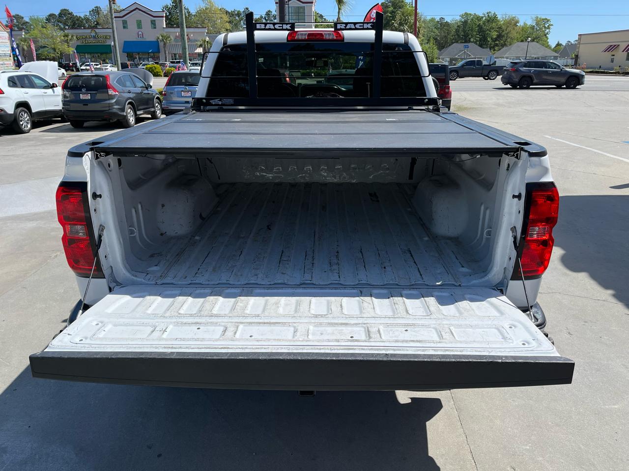 Chevrolet Silverado 1500 4WD Crew Cab 143.5" LT w/2LT 2015