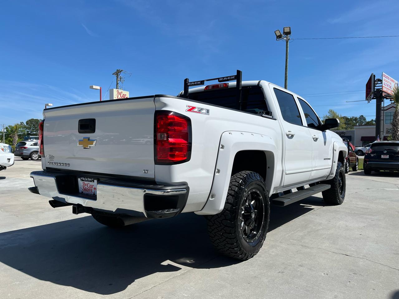 Chevrolet Silverado 1500 4WD Crew Cab 143.5" LT w/2LT 2015