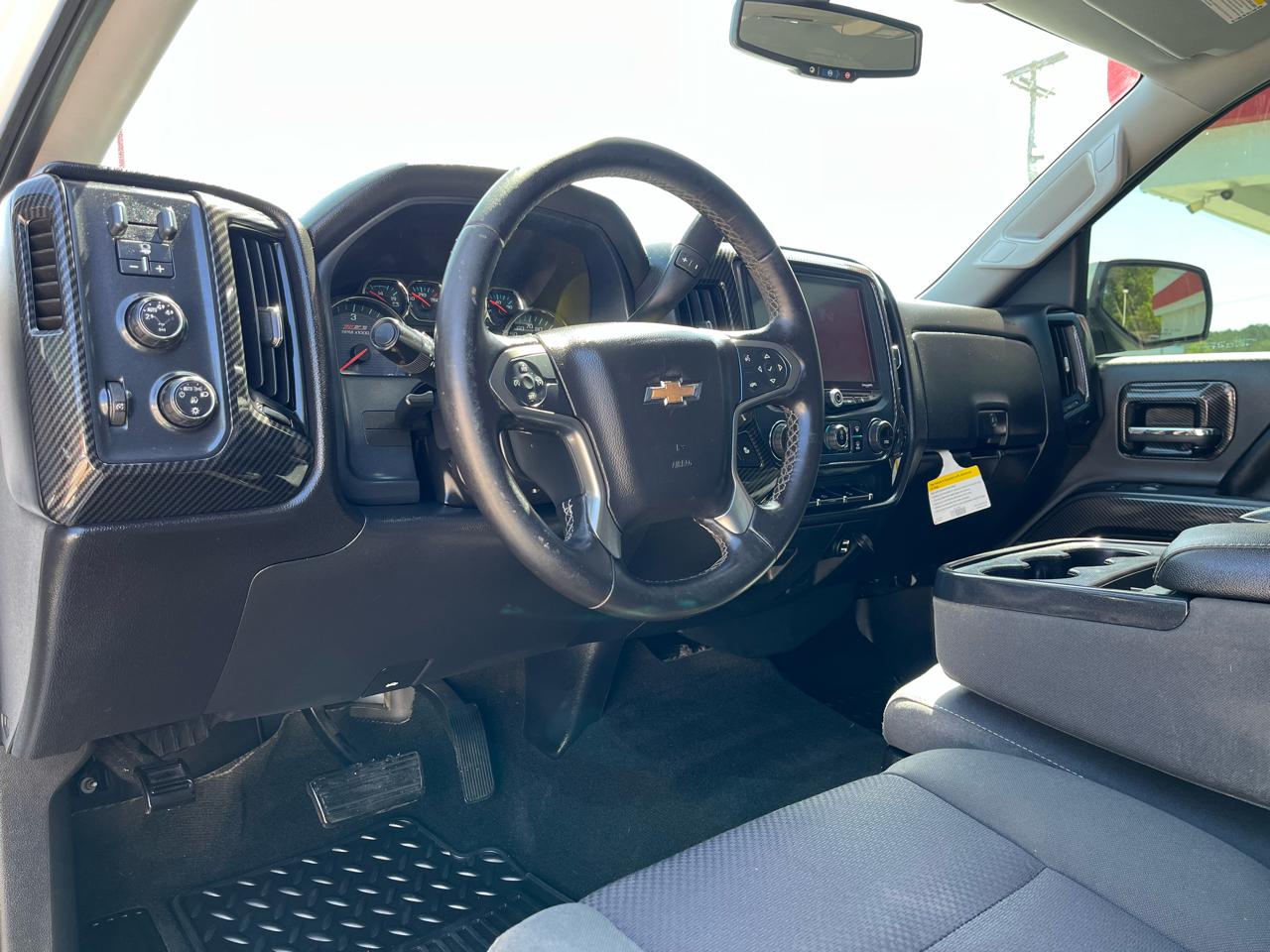 Chevrolet Silverado 1500 4WD Crew Cab 143.5" LT w/2LT 2015