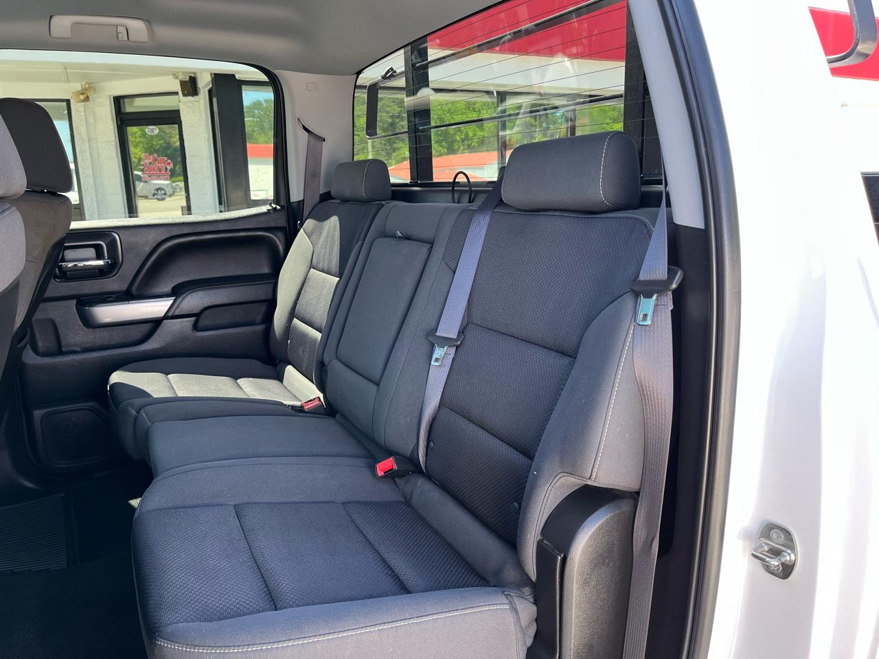 Chevrolet Silverado 1500 4WD Crew Cab 143.5" LT w/2LT 2015