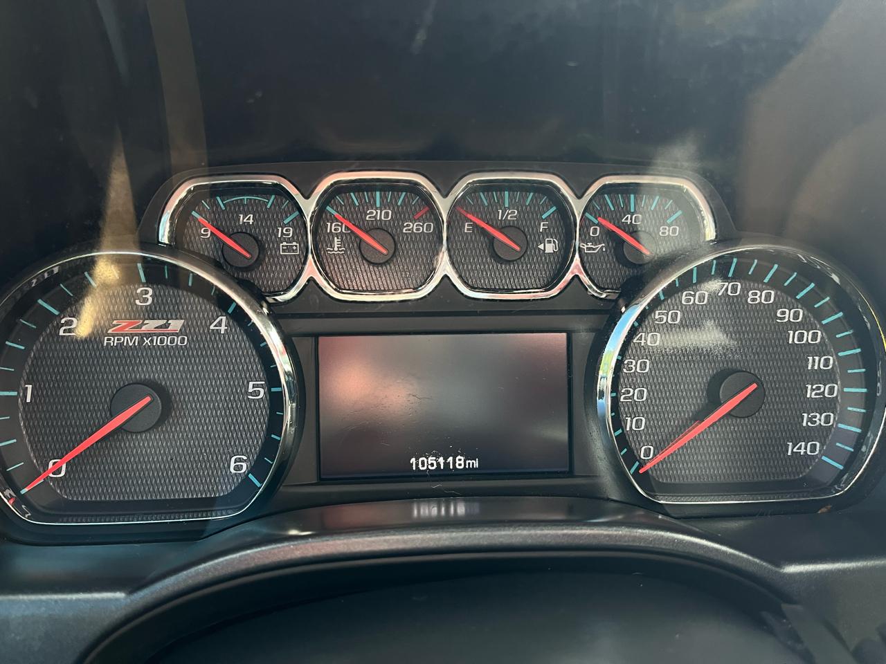 Chevrolet Silverado 1500 4WD Crew Cab 143.5" LT w/2LT 2015