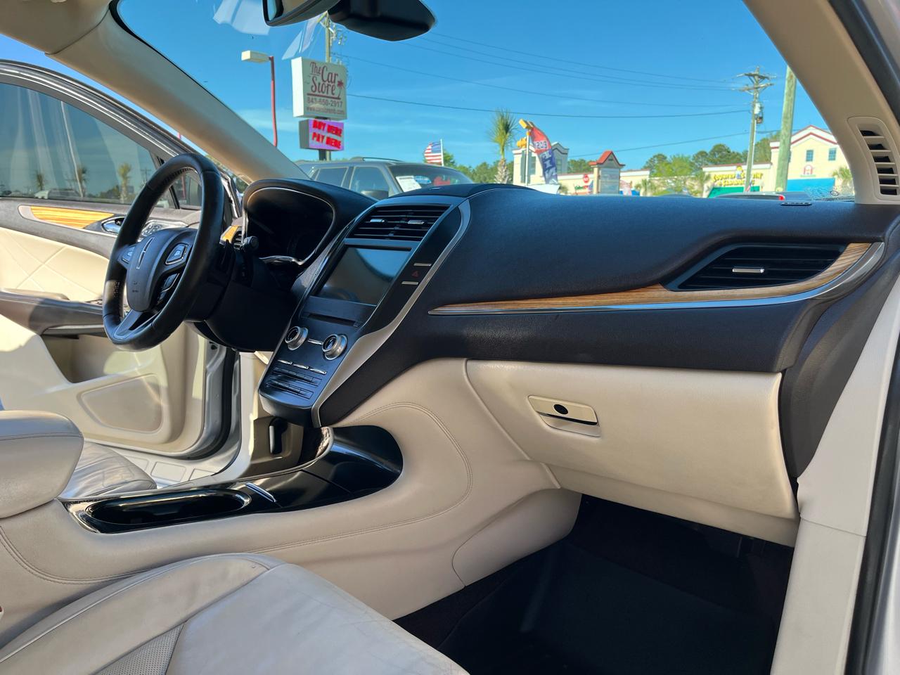 Lincoln MKC FWD 4dr Select 2016