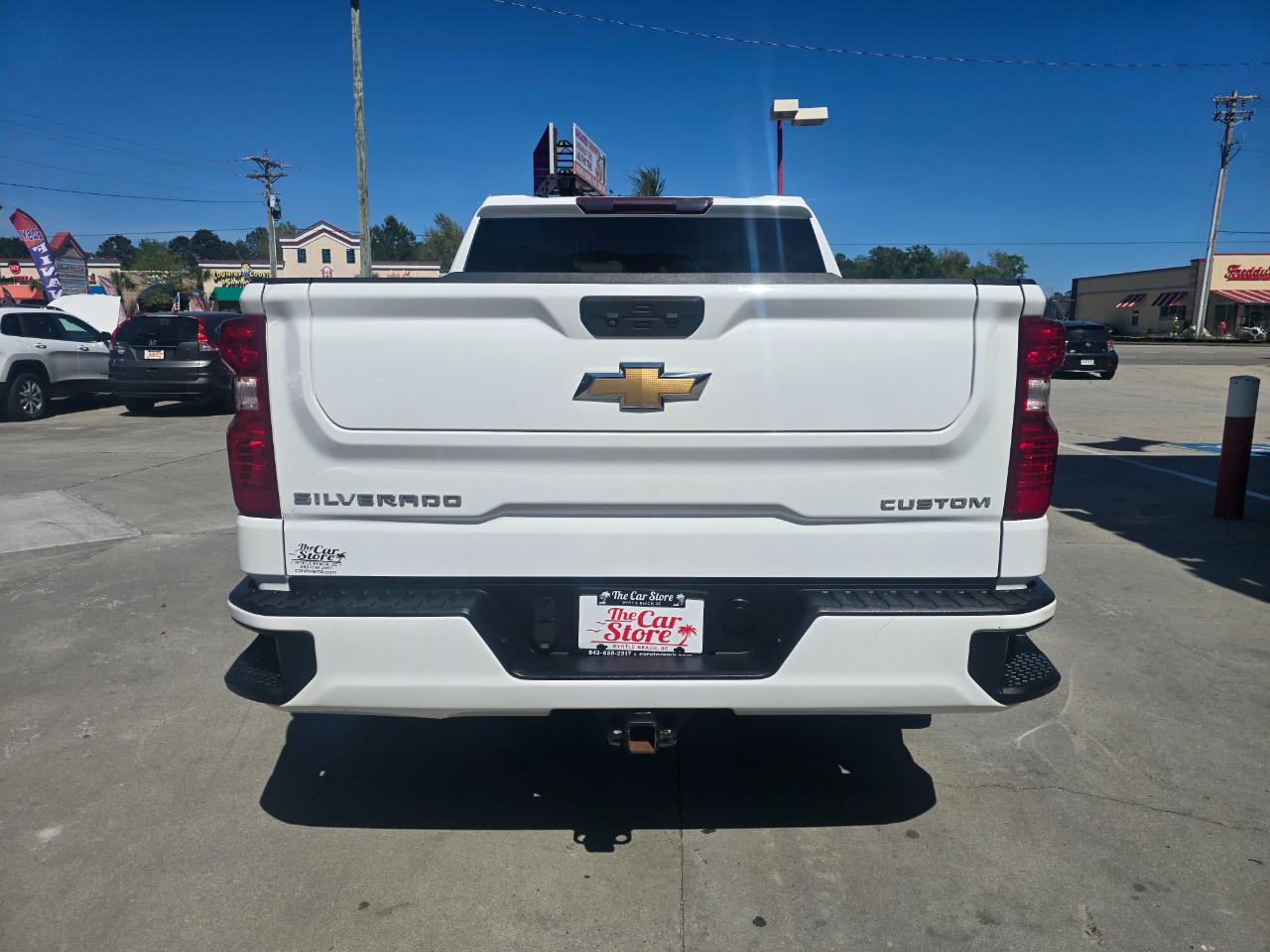 Chevrolet Silverado 1500 4WD Crew Cab 147" Custom 2022