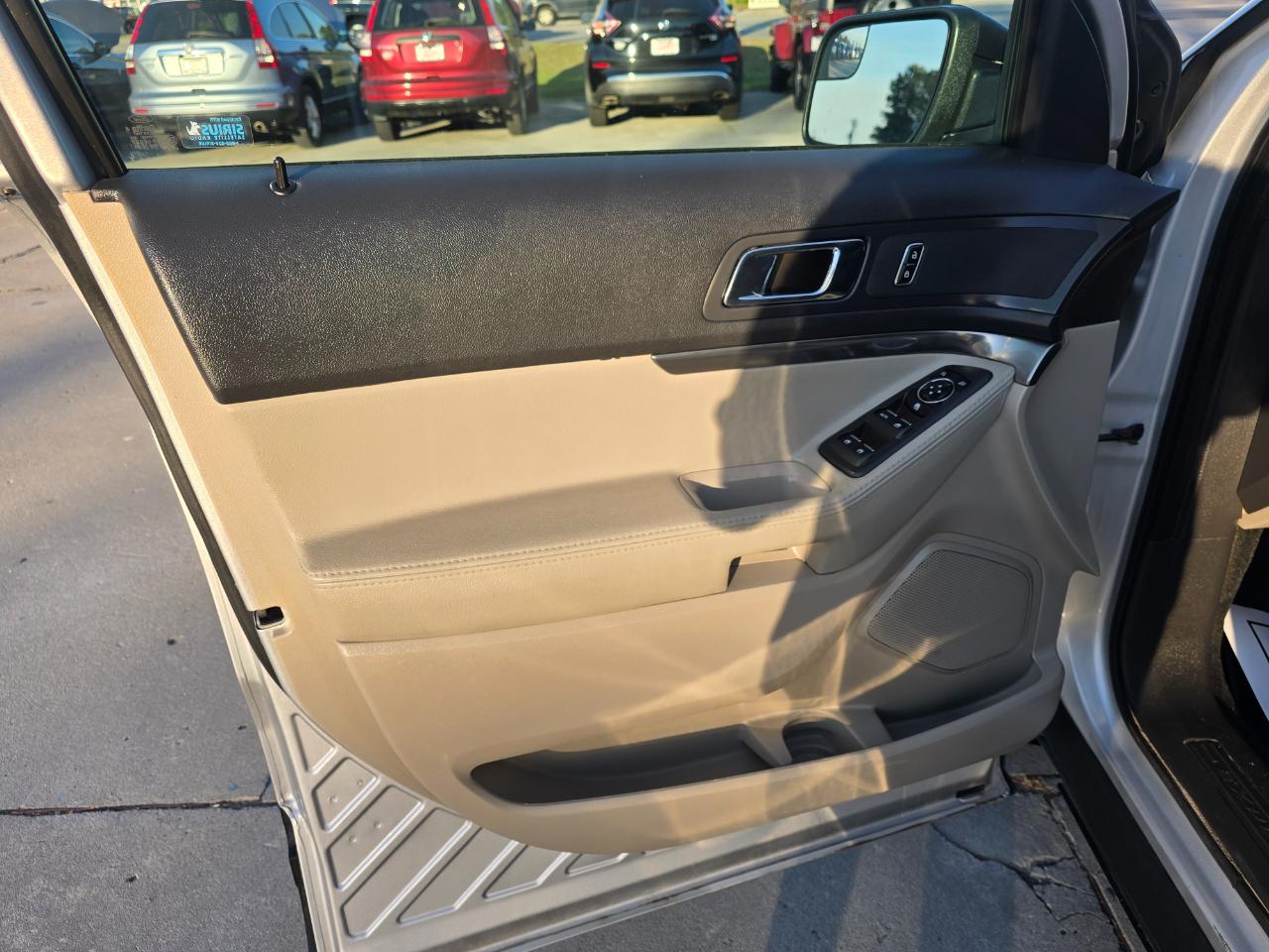 Ford Explorer FWD 4dr Base 2014