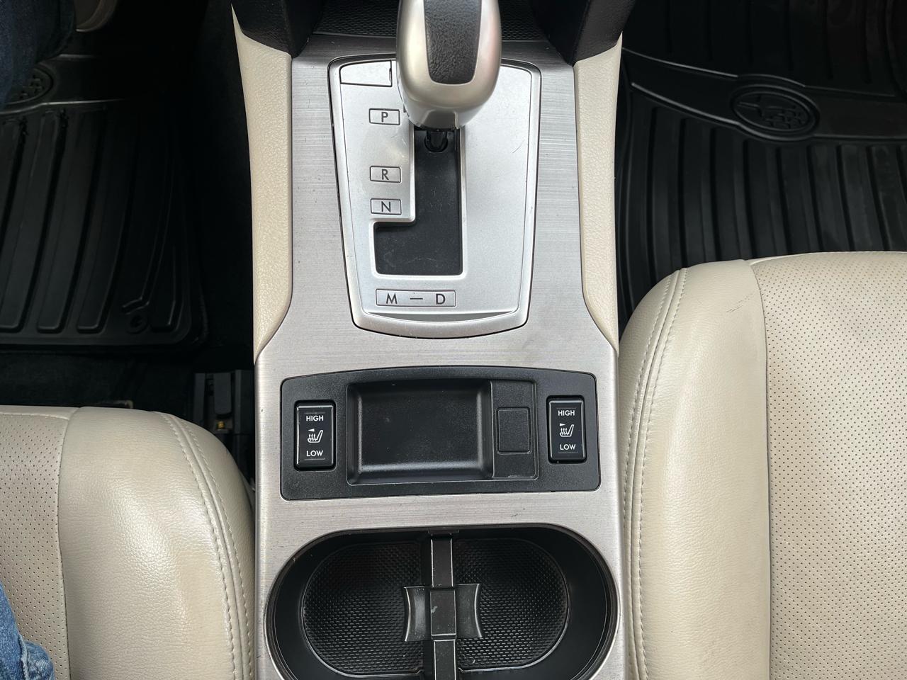 Subaru Outback 4dr Wgn H4 Auto 2.5i Limited Pwr Moon 2011