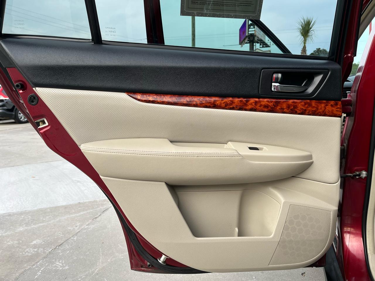 Subaru Outback 4dr Wgn H4 Auto 2.5i Limited Pwr Moon 2011