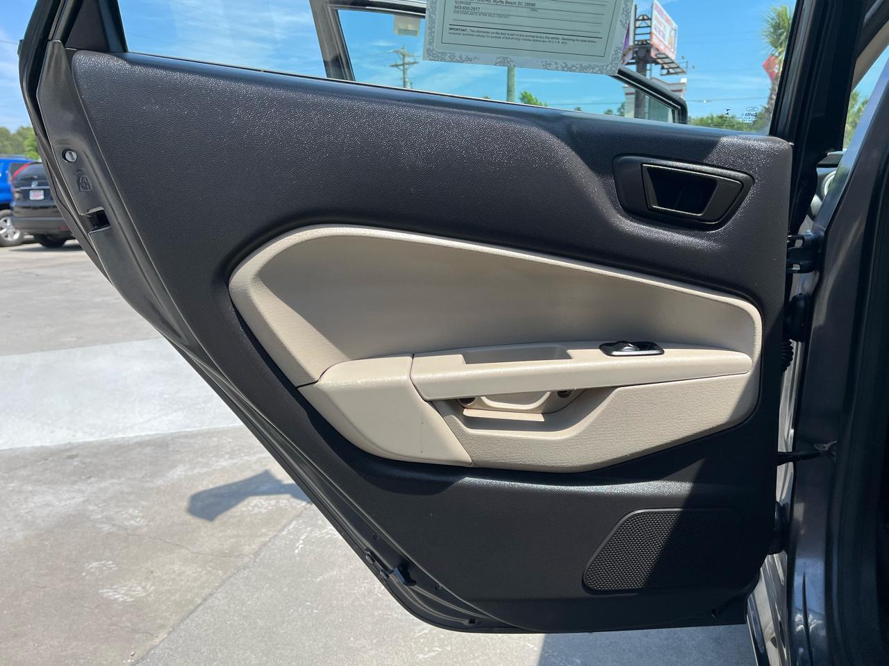 Ford Fiesta SE Sedan 2018