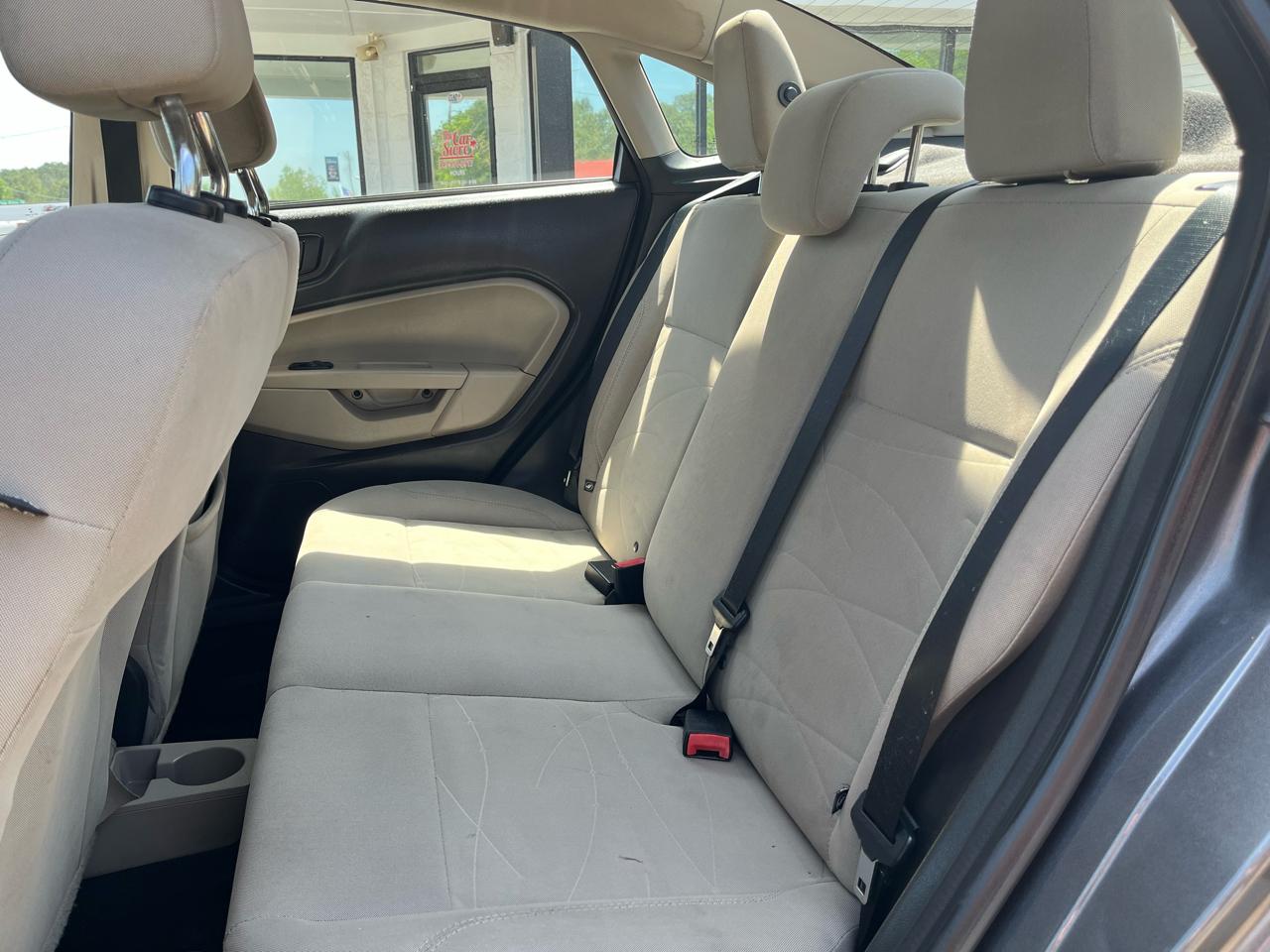 Ford Fiesta SE Sedan 2018