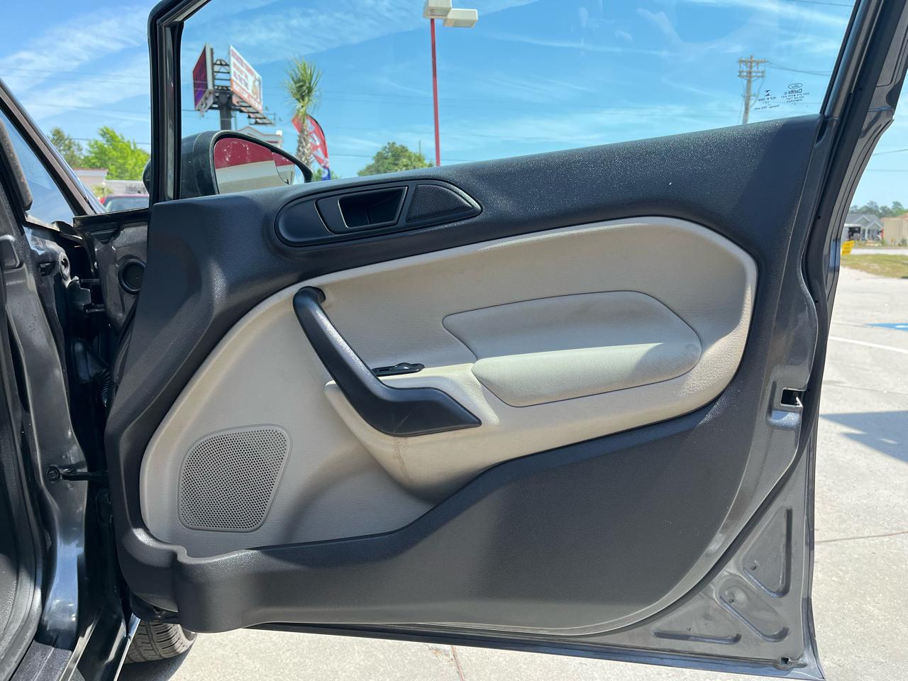 Ford Fiesta SE Sedan 2018