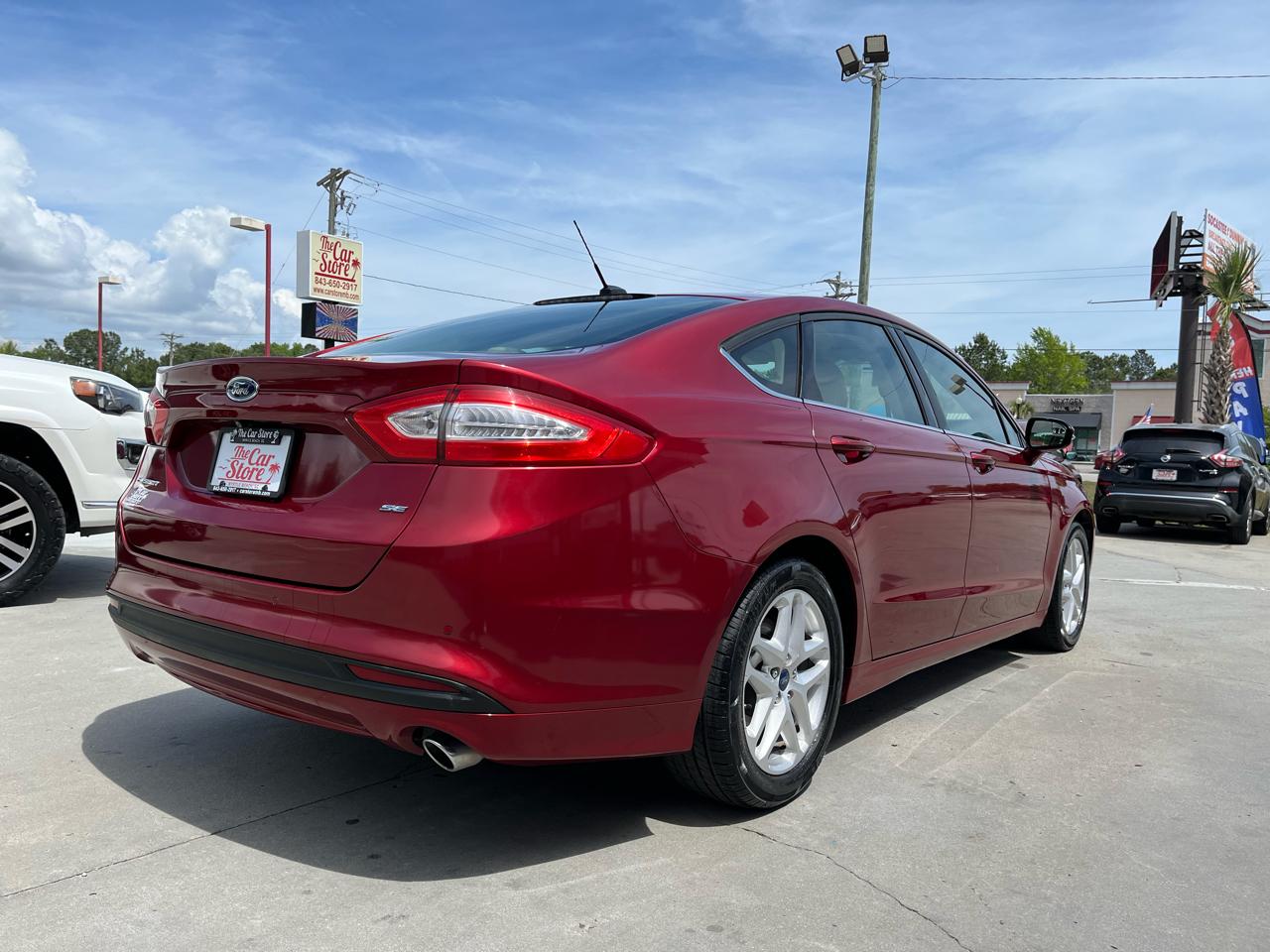 Ford Fusion 4dr Sdn SE FWD 2015