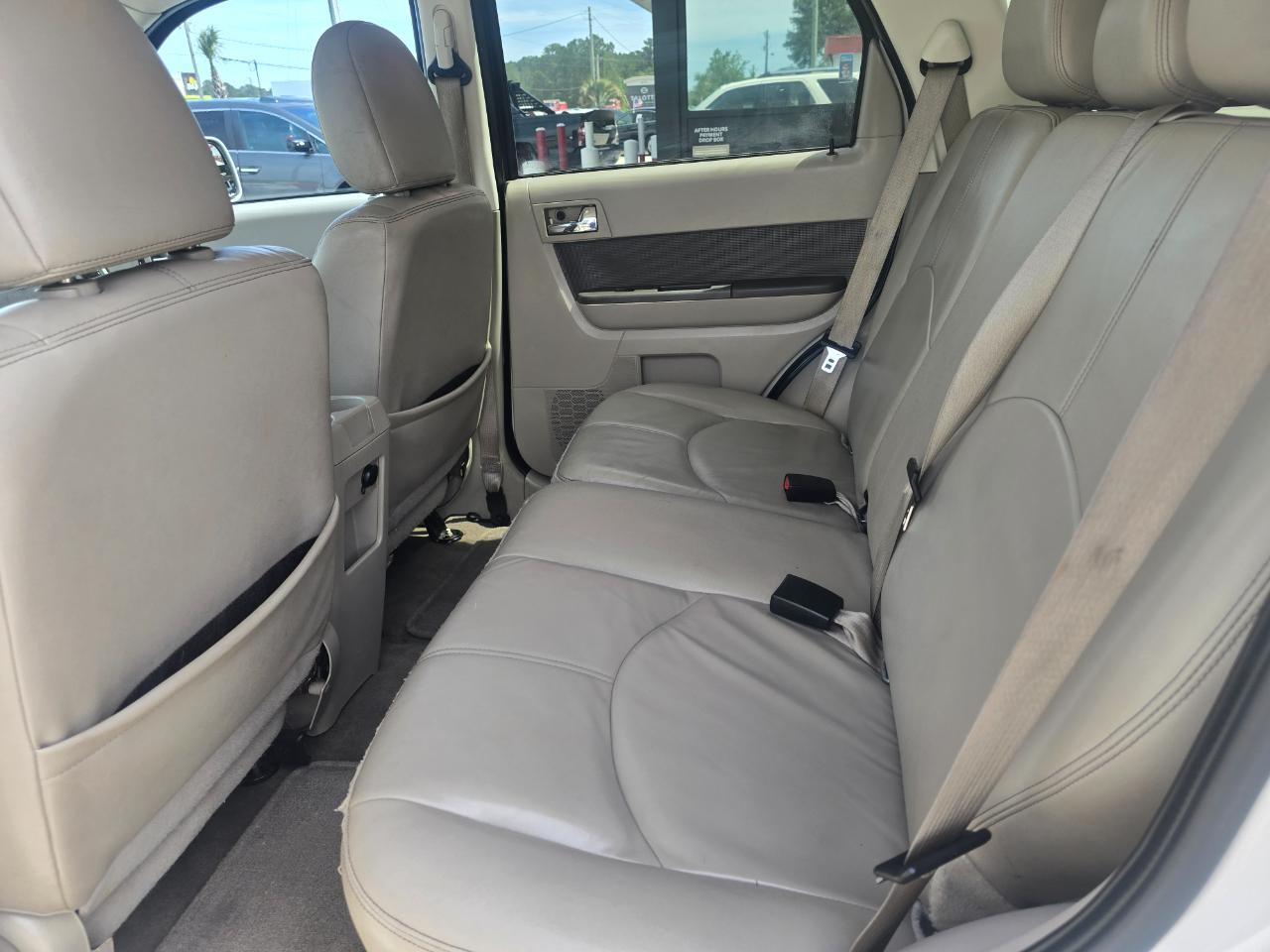 Mercury Mariner FWD 4dr Premier 2011