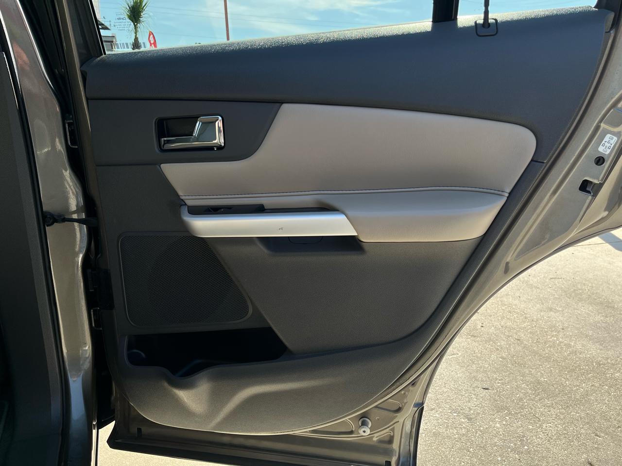 Ford Edge 4dr Limited FWD 2013