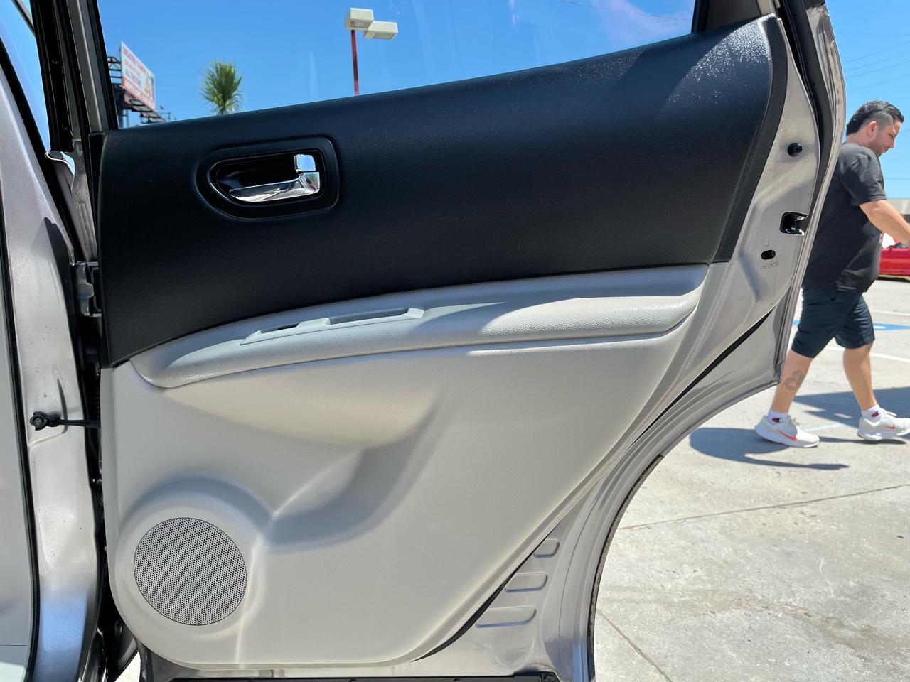 Nissan Rogue FWD 4dr S 2013