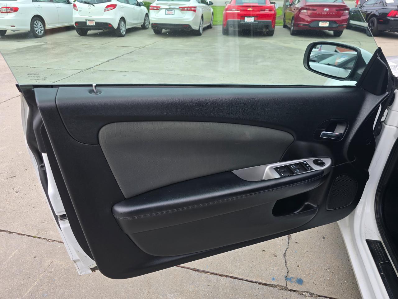 Chrysler 200 2dr Conv Touring 2012