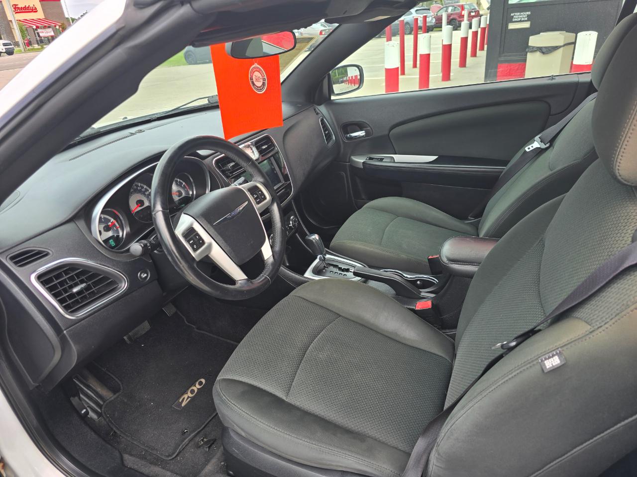 Chrysler 200 2dr Conv Touring 2012