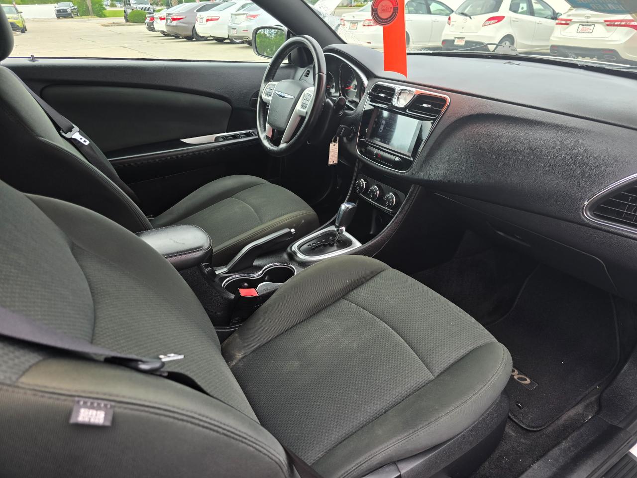 Chrysler 200 2dr Conv Touring 2012