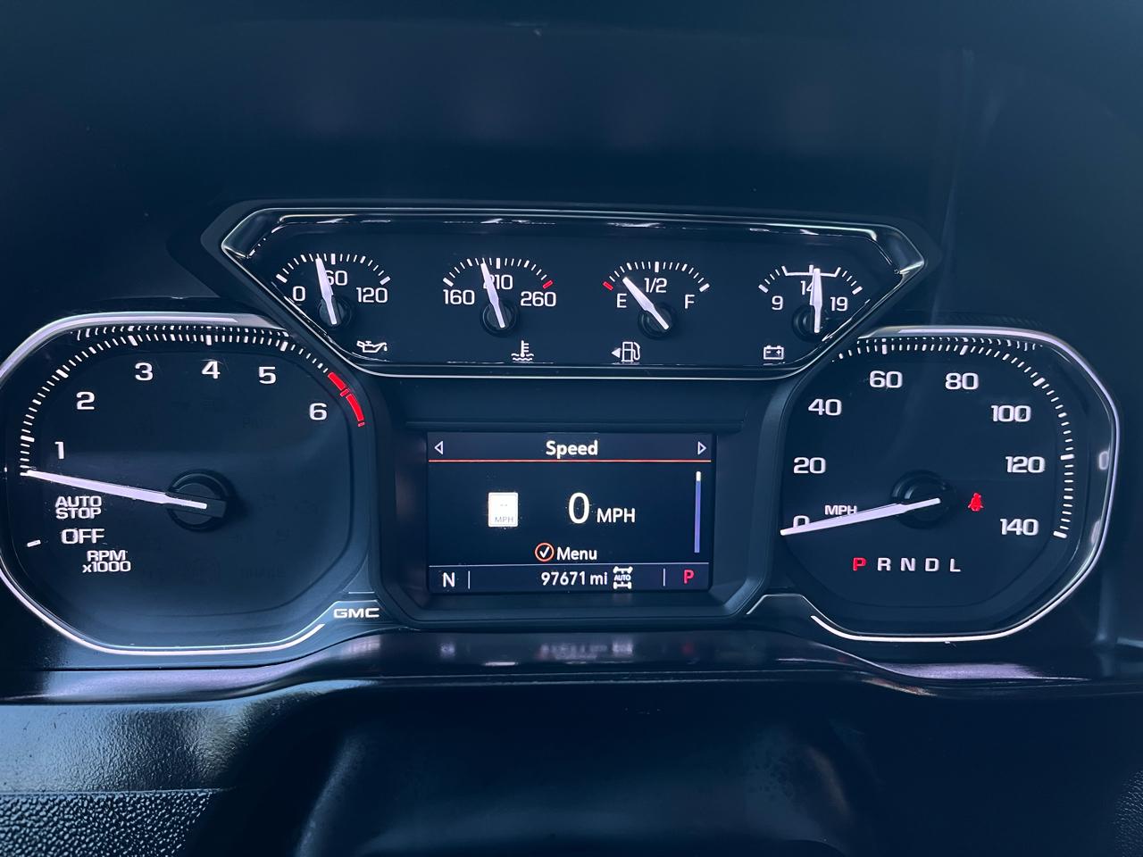 GMC Sierra 1500 4WD Crew Cab 147" SLT 2021