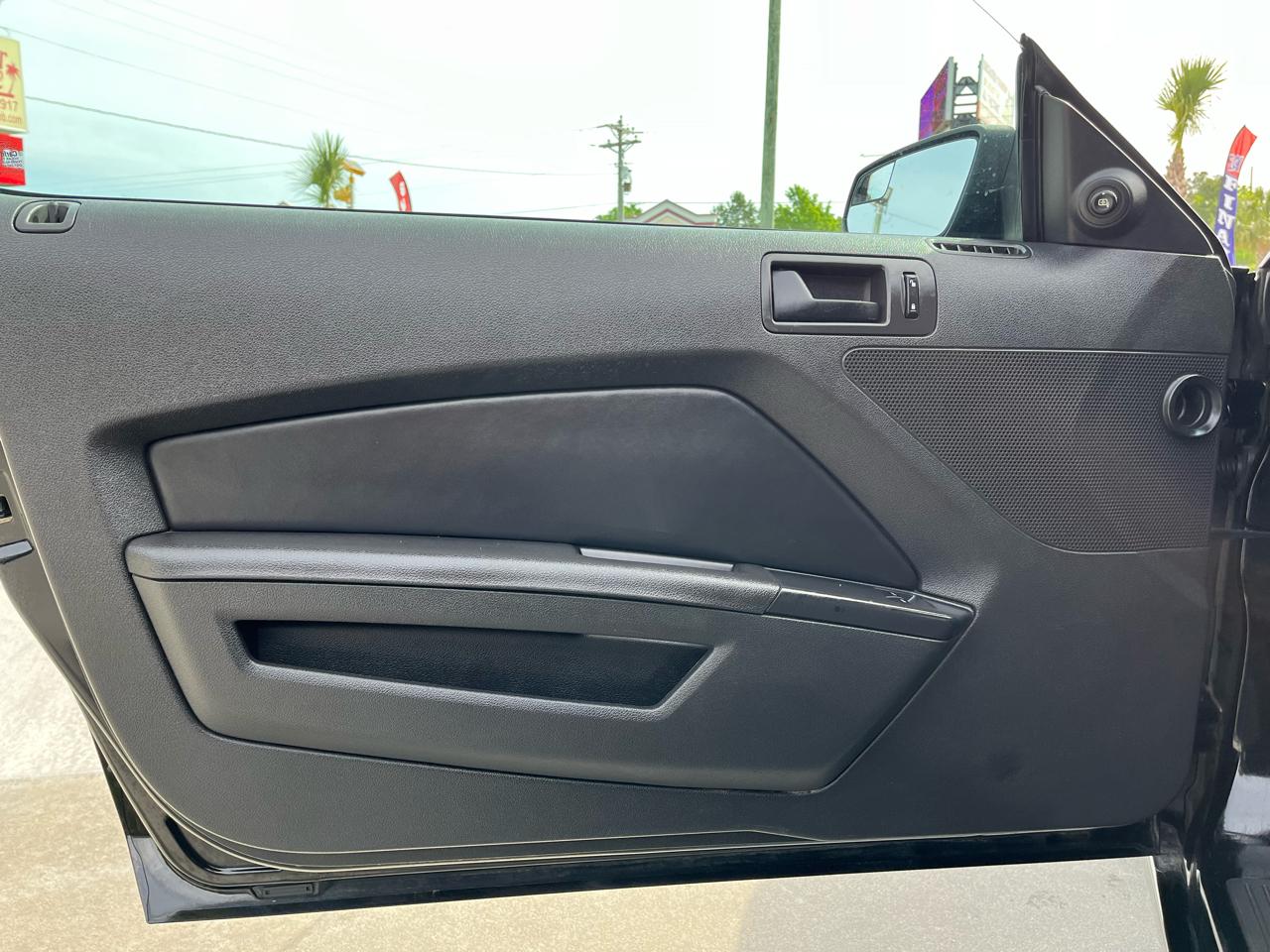 Ford Mustang 2dr Cpe V6 2014