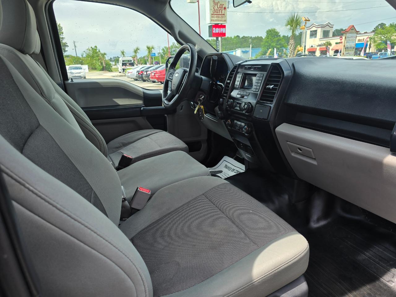 Ford F-150 2WD Reg Cab 141" XL 2016