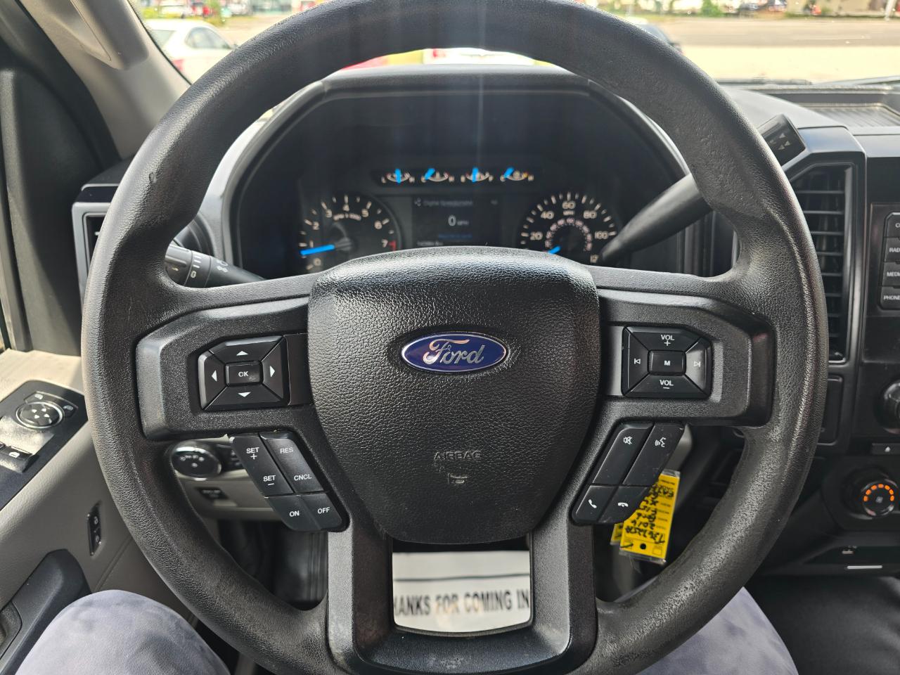 Ford F-150 2WD Reg Cab 141" XL 2016