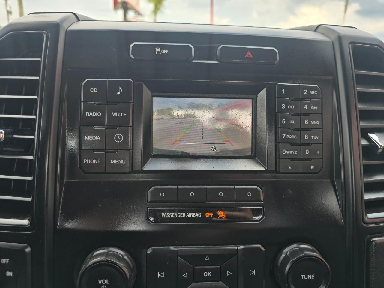 Ford F-150 2WD Reg Cab 141" XL 2016