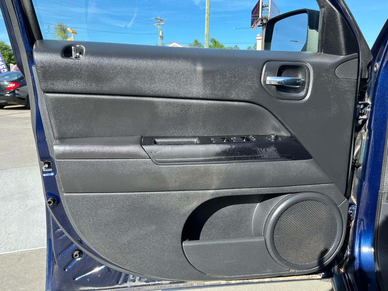 Jeep Patriot FWD 4dr Sport 2014