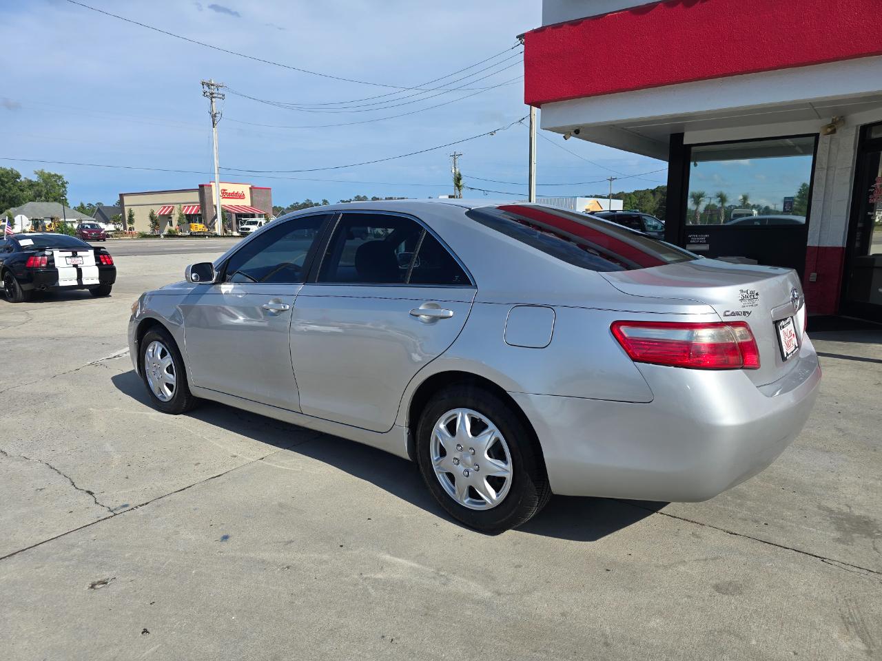 Toyota Camry 4dr Sdn I4 Auto LE (Natl) 2009