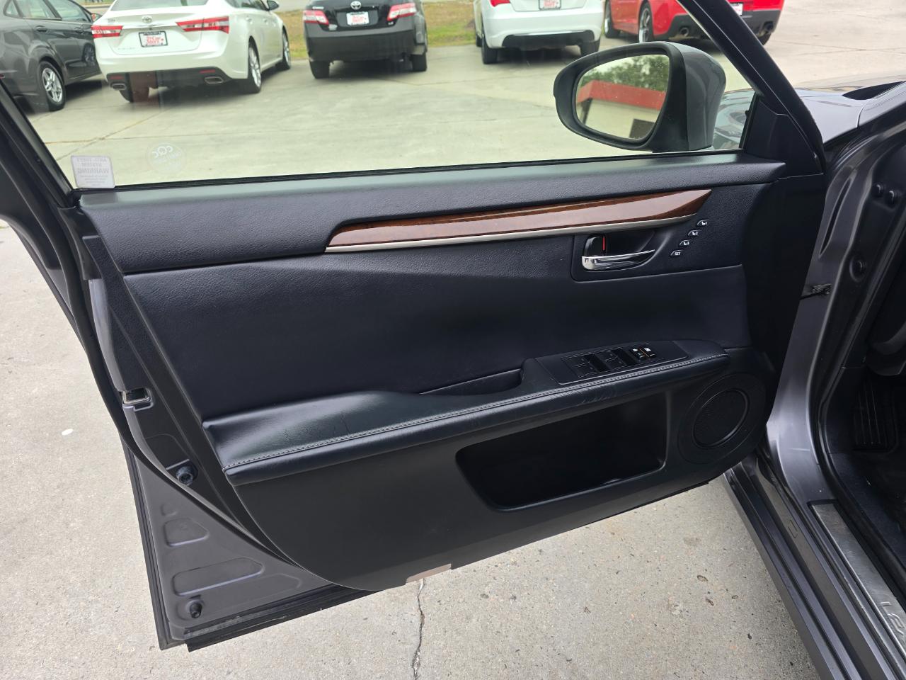 Lexus ES 350 4dr Sdn 2013