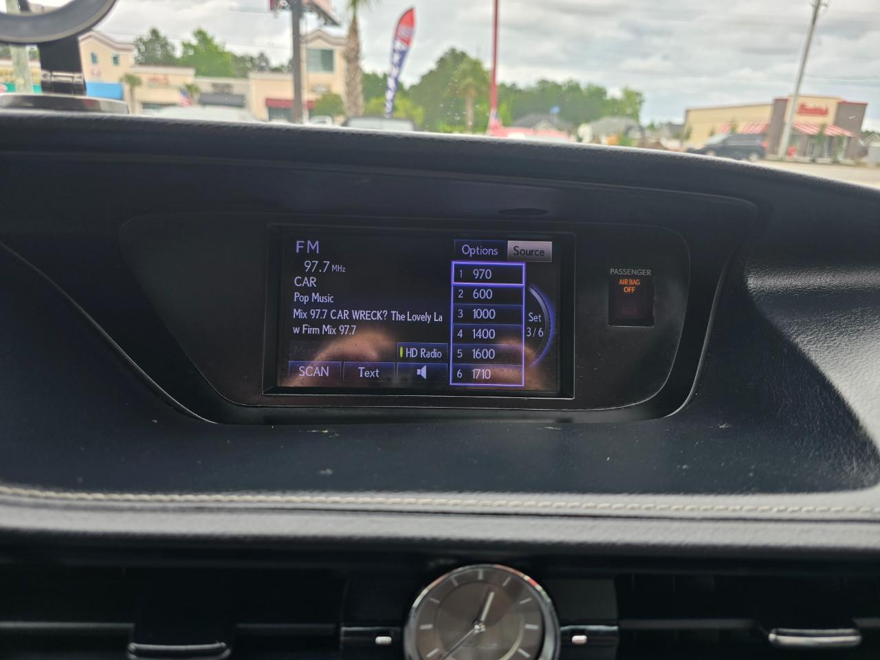 Lexus ES 350 4dr Sdn 2013