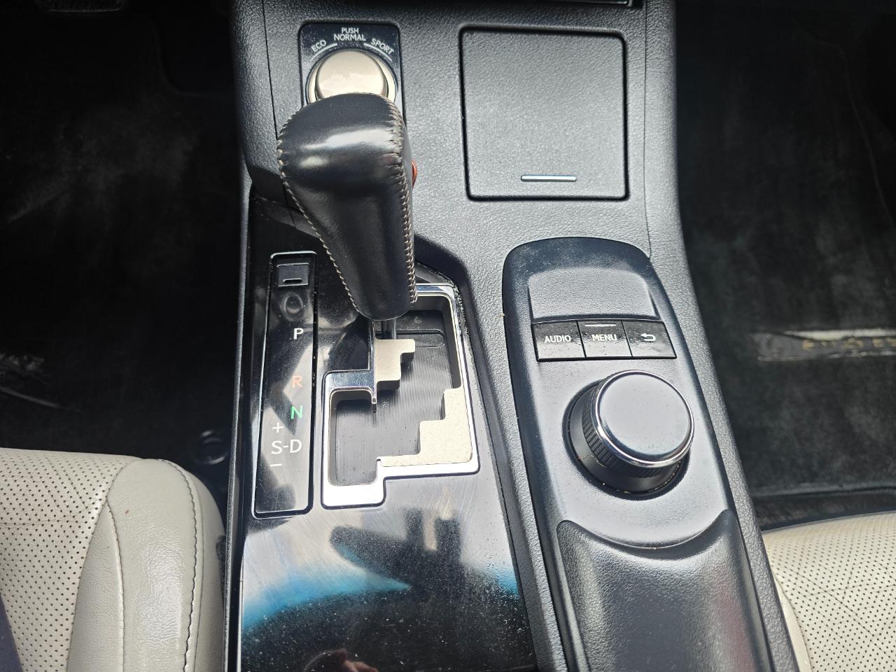 Lexus ES 350 4dr Sdn 2013