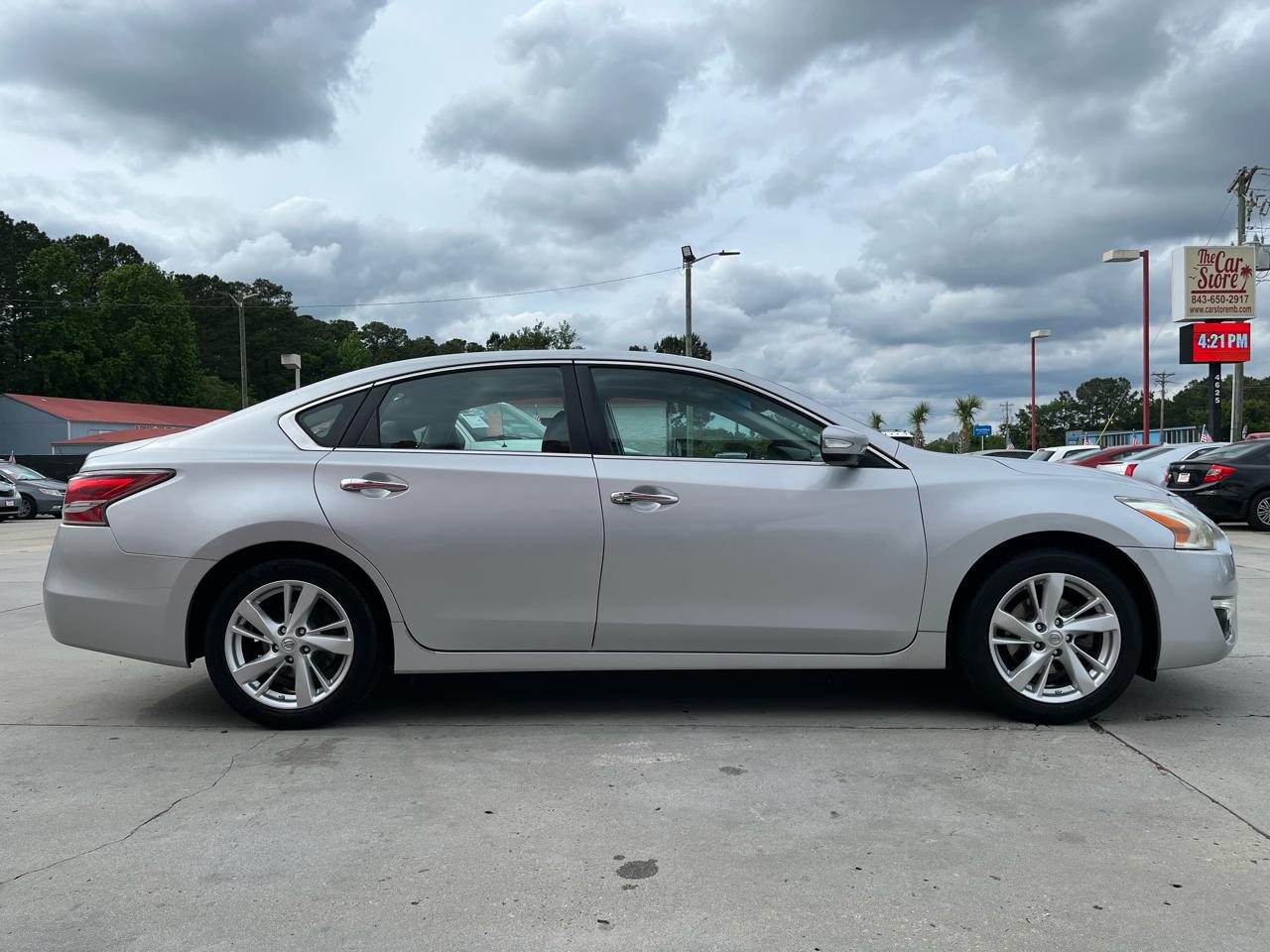Nissan Altima 4dr Sdn I4 2.5 SL 2014
