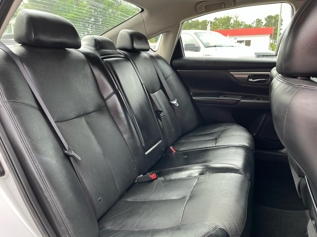 Nissan Altima 4dr Sdn I4 2.5 SL 2014