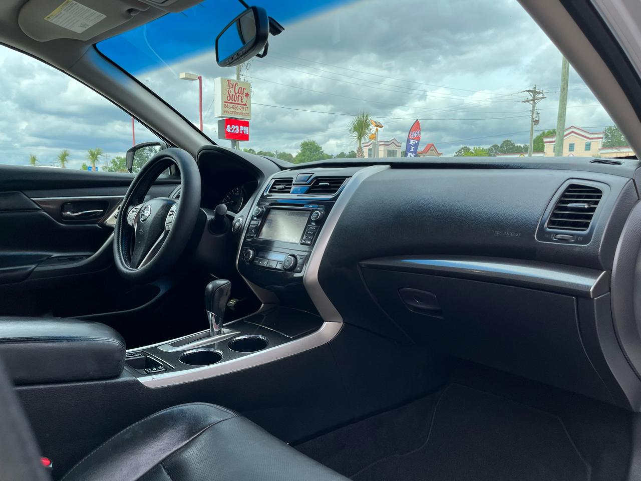 Nissan Altima 4dr Sdn I4 2.5 SL 2014