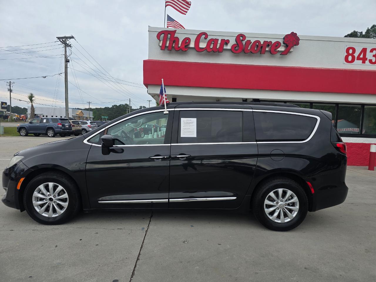 Chrysler Pacifica Touring-L FWD 2017