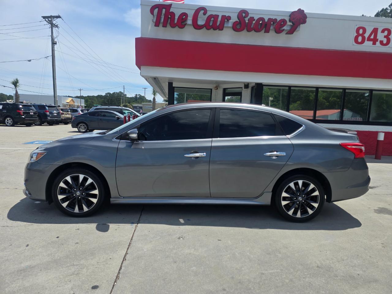 Nissan Sentra SR CVT 2017
